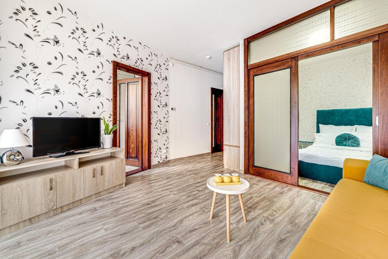 Ari Blue Apartment Ared In Kaufland Complex Arad Dış mekan fotoğraf